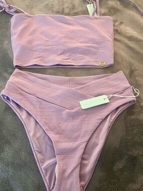 Nebb beach club bikini.  Textured High-Waist Bikini Bottom